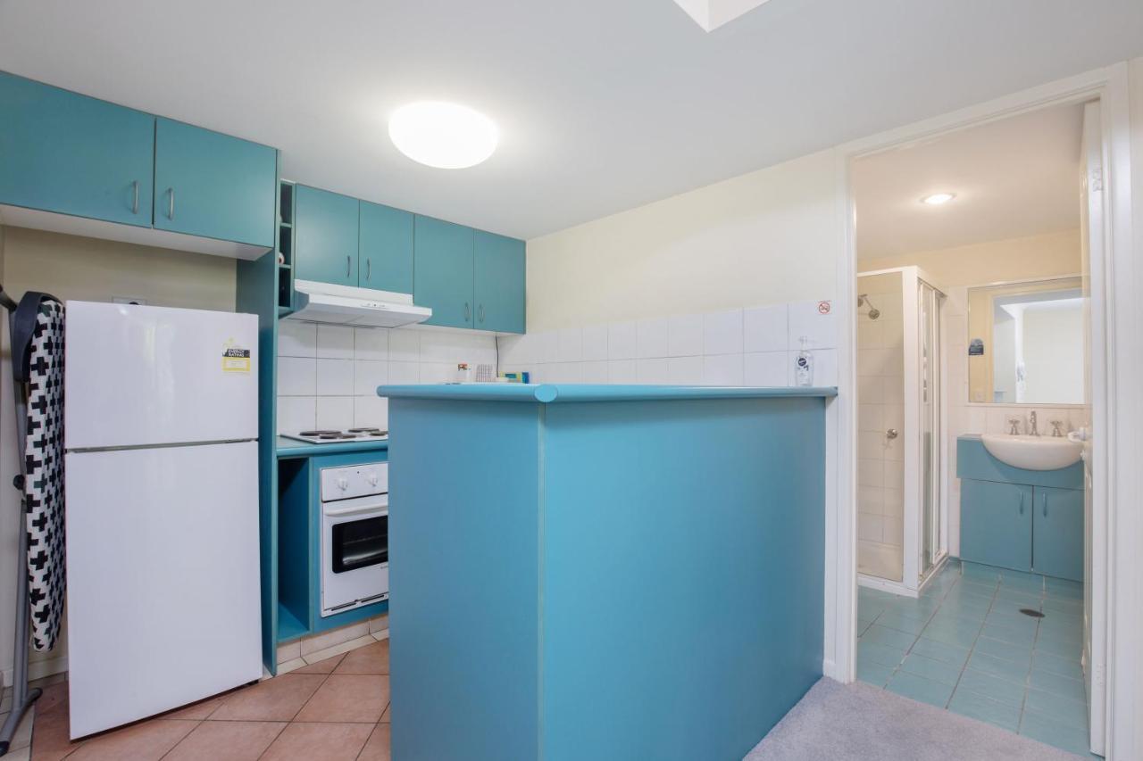 Surfers Beach Resort One Gold Coast Extérieur photo