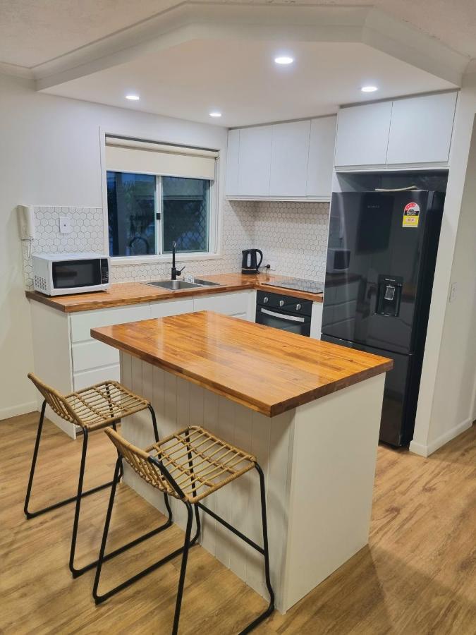 Surfers Beach Resort One Gold Coast Extérieur photo