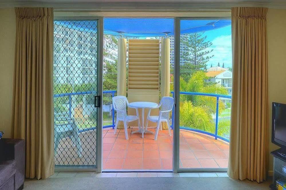 Surfers Beach Resort One Gold Coast Extérieur photo