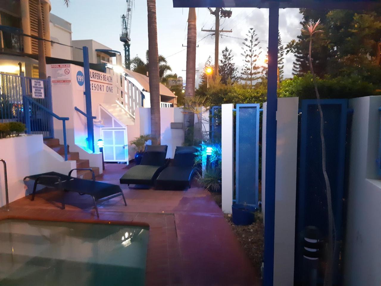 Surfers Beach Resort One Gold Coast Extérieur photo